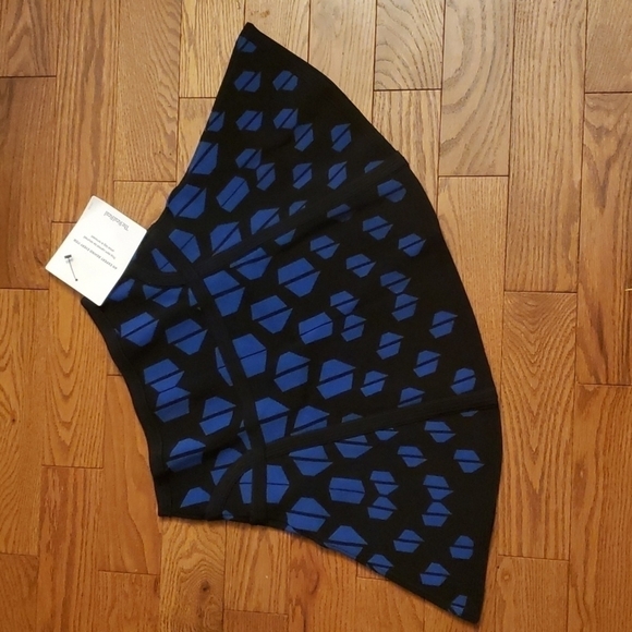 DIANE von furstenburg skirt size S